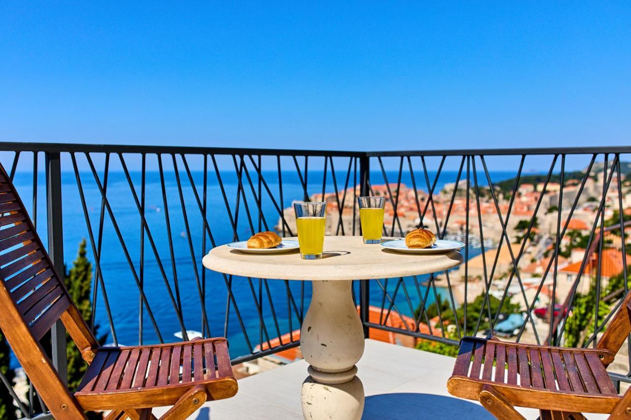 Apartment Yellow Seaview